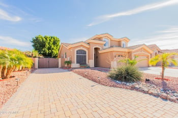 15469 13th Ave, Phoenix, AZ 85023