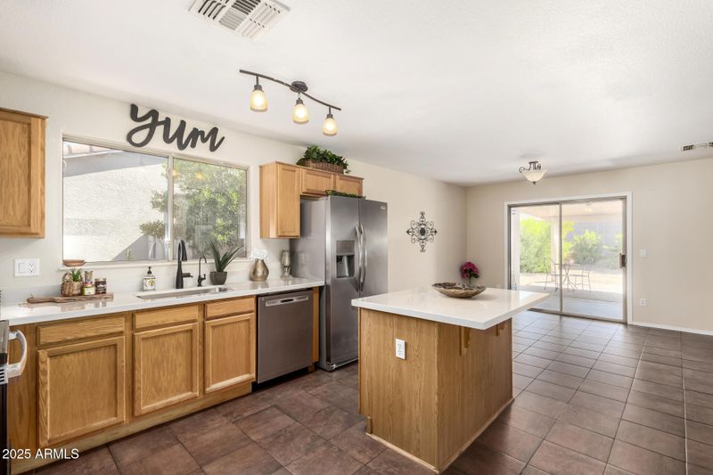 1547 W Apollo Rd, Phoenix, AZ 85041