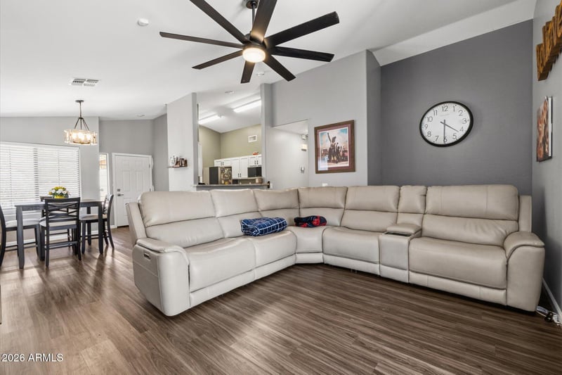 15475 Yucatan Dr, Surprise, AZ 85379