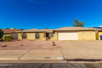 1548 Lindner Ave, Mesa, AZ 85202