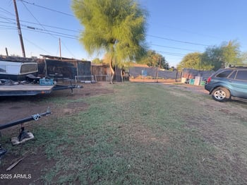 1548 Roeser Rd, Phoenix, AZ 85041