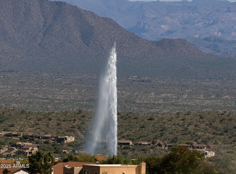 15489 Palisades Blvd, Fountain Hills, AZ 85268