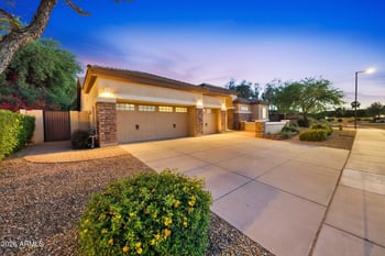 15491 Meadowbrook Ave, Goodyear, AZ 85395