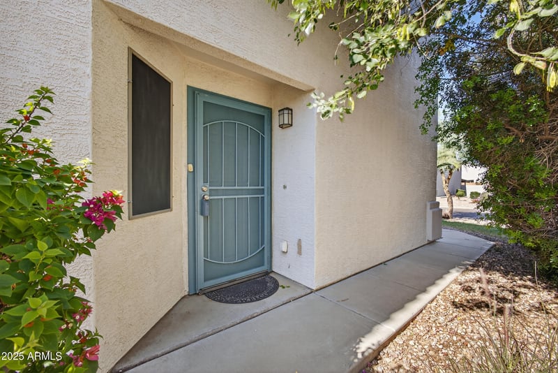 155 Brangus Way, San Tan Valley, AZ 85143