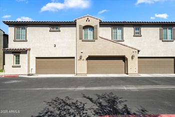 155 Lakeview Blvd #108, Chandler, AZ 85225