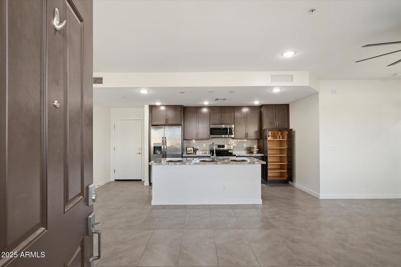 155 Lakeview Blvd #108, Chandler, AZ 85225