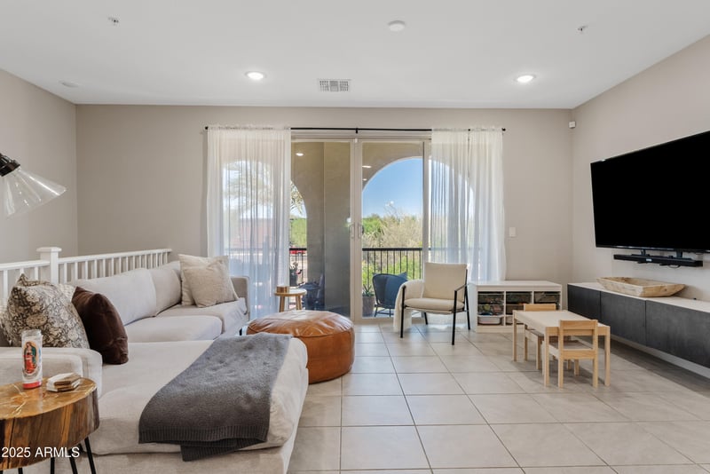 155 Lakeview Blvd #206, Chandler, AZ 85225