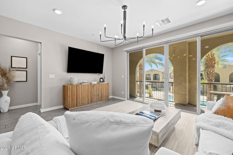 155 Lakeview Blvd #221, Chandler, AZ 85225