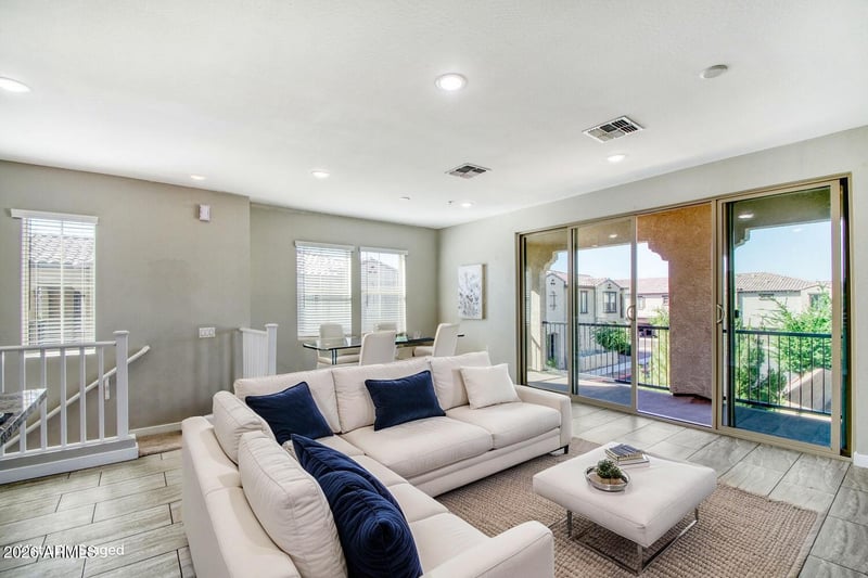 155 Lakeview Blvd #243, Chandler, AZ 85225