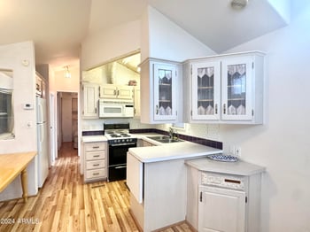 155 Limestone Dr, Apache Junction, AZ 85119