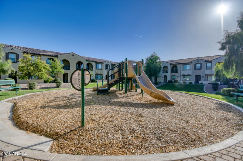 155 Lakeview Blvd #233, Chandler, AZ 85225