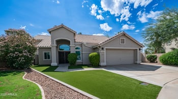155 Palomino Dr, Tempe, AZ 85284