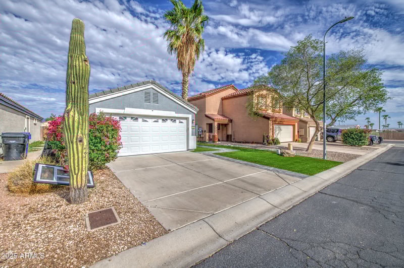 155 Parkwood St, Mesa, AZ 85208