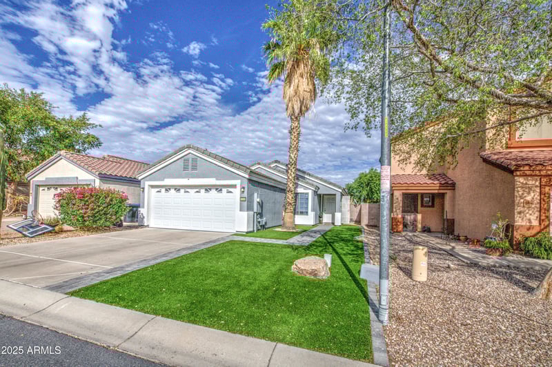 155 Parkwood St, Mesa, AZ 85208