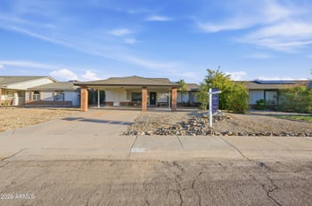 155 W Wagoner Rd, Phoenix, AZ 85023