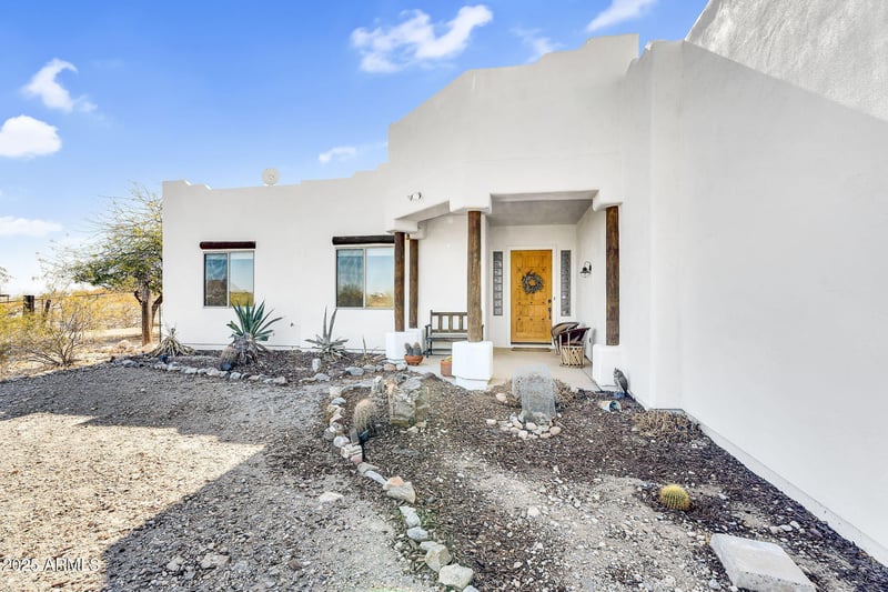 1550 Adobe Dam Dr, San Tan Valley, AZ 85144