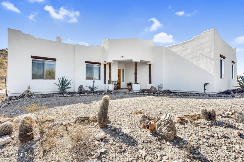 1550 Adobe Dam Dr, San Tan Valley, AZ 85144