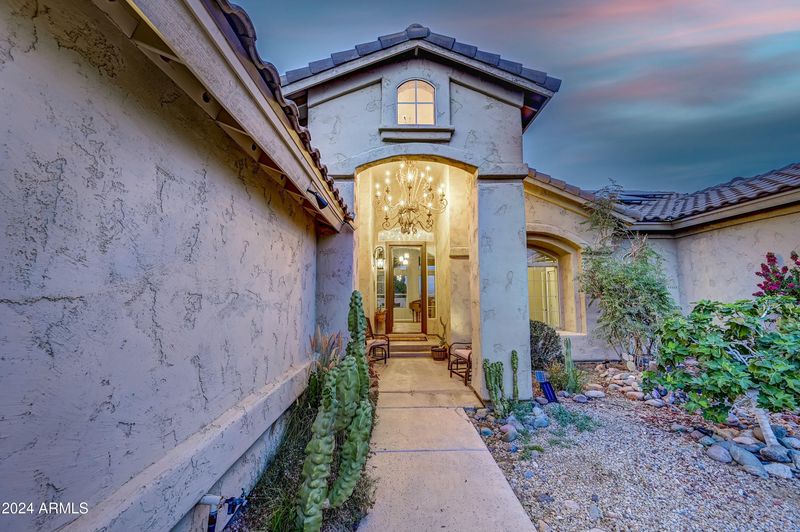 1550 E Redfield Rd, Phoenix, AZ 85022