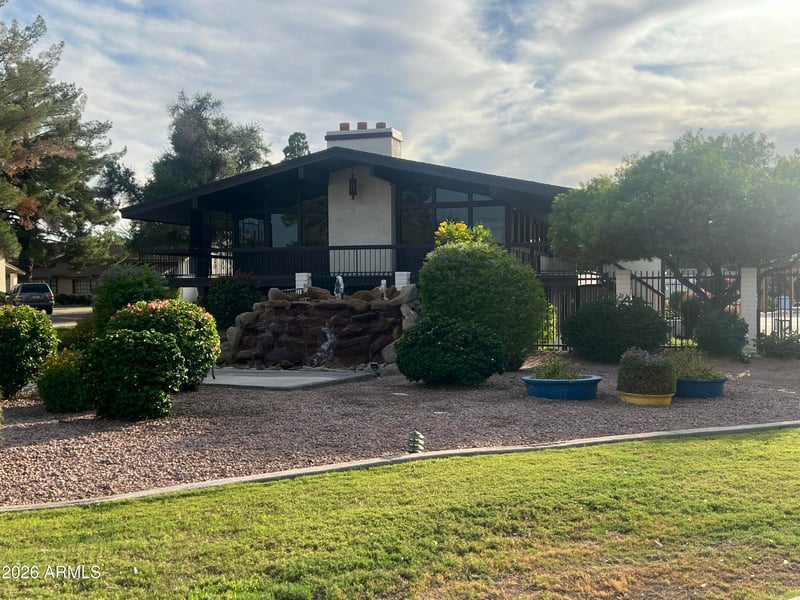 1550 N Stapley Dr #51, Mesa, AZ 85203