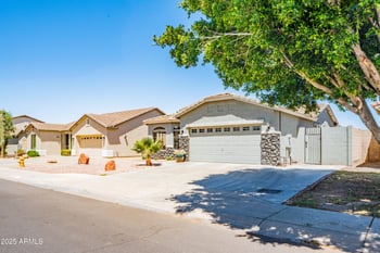 1550 Saint Kateri Dr, Phoenix, AZ 85041