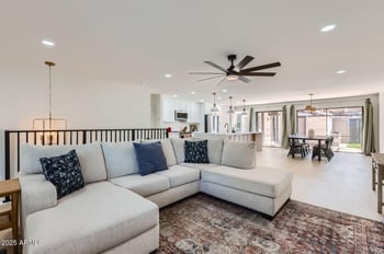 1550 Stapley Dr #21, Mesa, AZ 85203