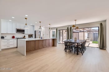 1550 Stapley Dr #21, Mesa, AZ 85203