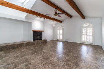 1550 Willow Ave, Phoenix, AZ 85029