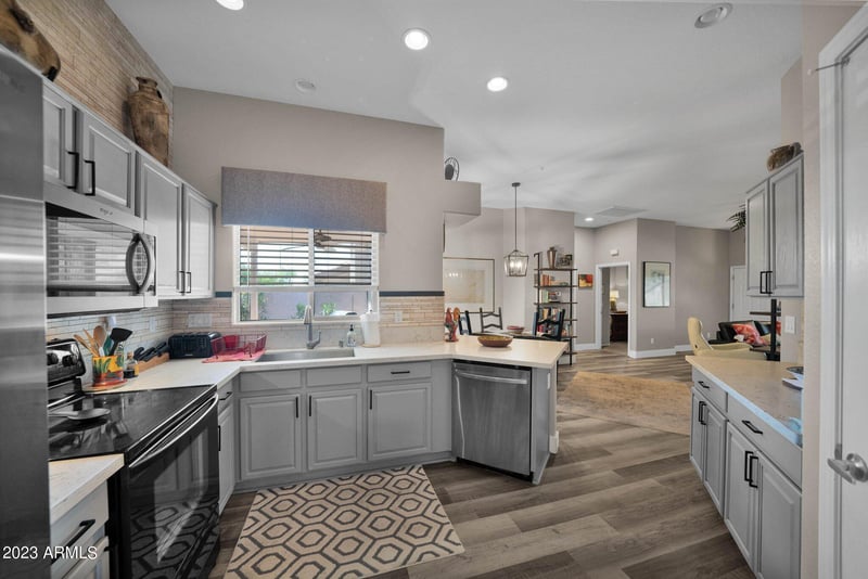 15503 79th Dr, Peoria, AZ 85382