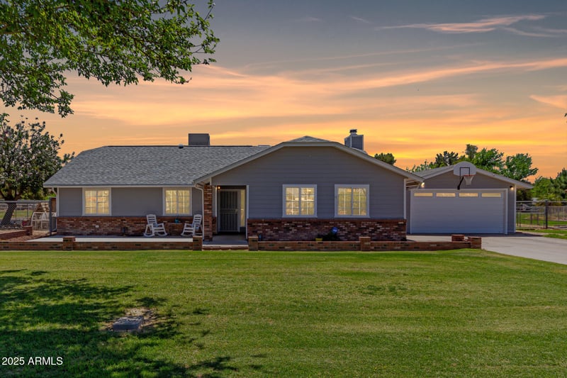 1551 Longhorn Dr, Chandler, AZ 85286