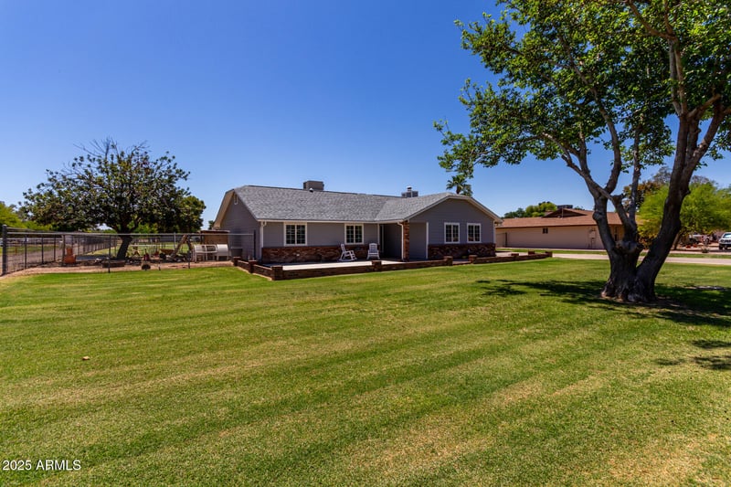 1551 Longhorn Dr, Chandler, AZ 85286