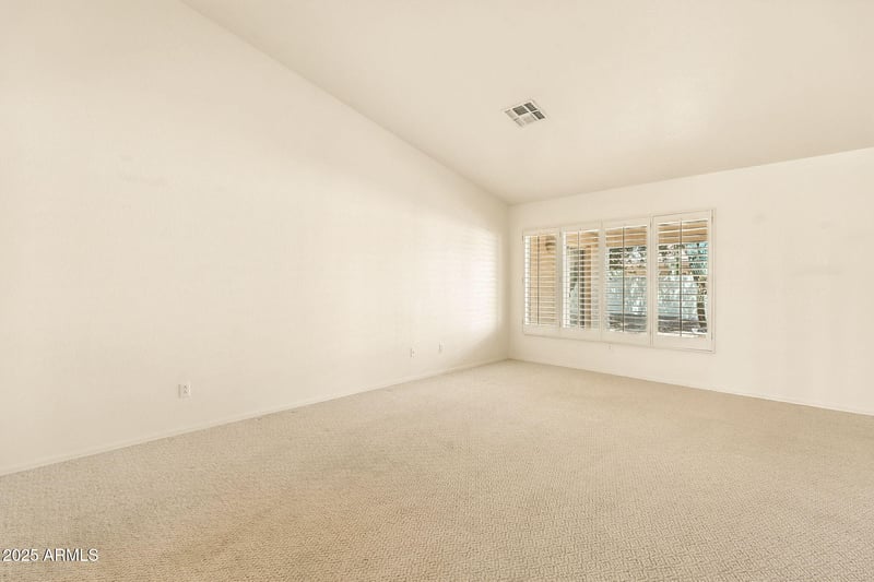 15514 Piccadilly Rd, Goodyear, AZ 85395