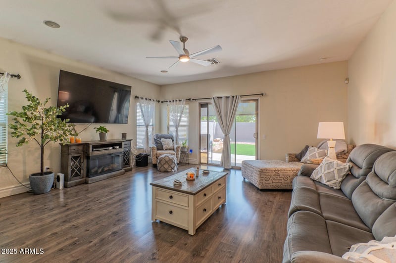 15519 171st Dr, Surprise, AZ 85388