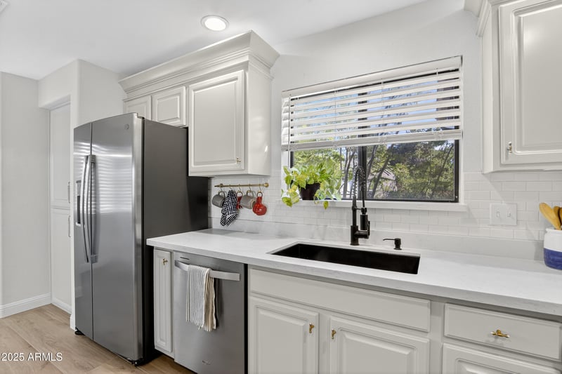 15525 100th St #2215, Scottsdale, AZ 85260