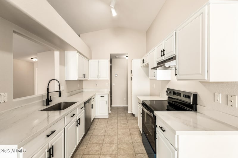 15526 Lisbon Ln, Surprise, AZ 85379