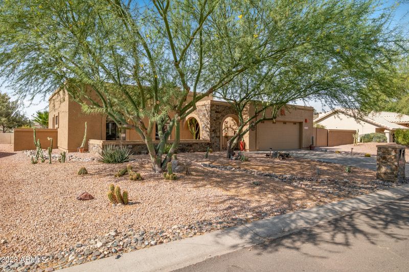 15527 E Grassland Dr, Fountain Hills, AZ 85268