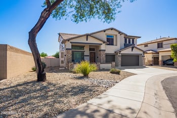 15527 Minnezona Ave, Goodyear, AZ 85395
