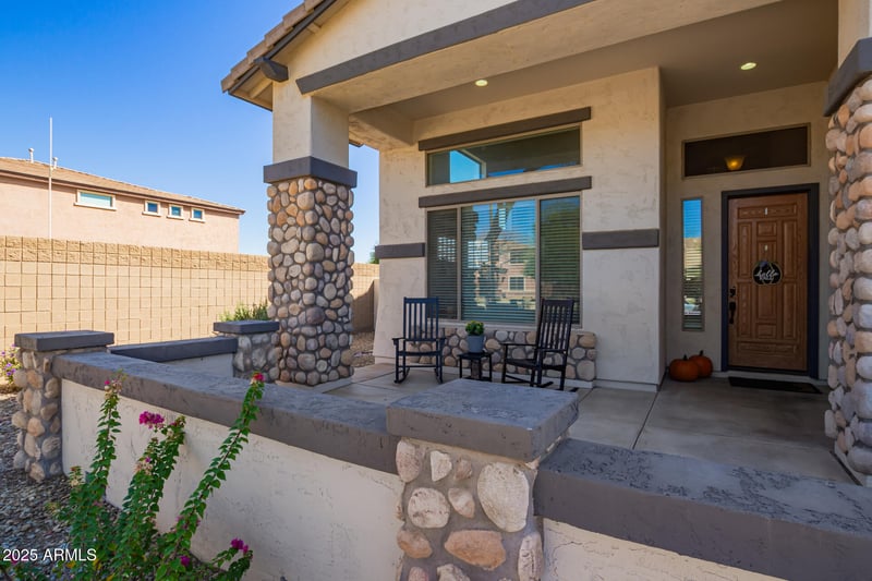 15527 Minnezona Ave, Goodyear, AZ 85395