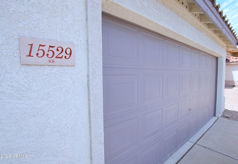 15529 Gelding Dr, Surprise, AZ 85379