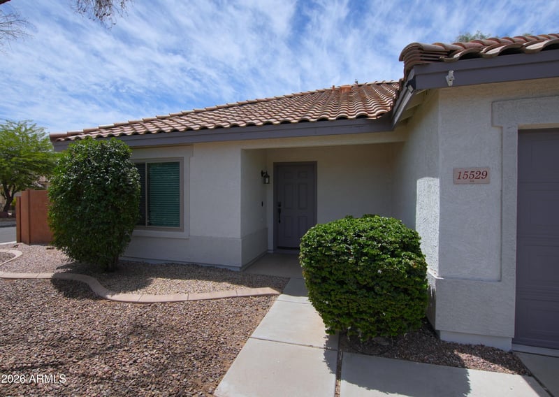 15529 Gelding Dr, Surprise, AZ 85379