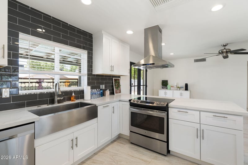 1553 W Plana Ave, Mesa, AZ 85202