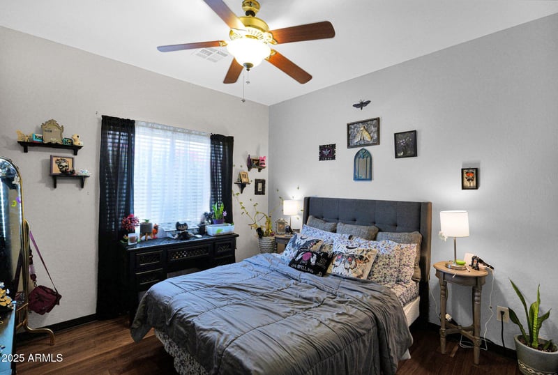 15541 174th Ln, Surprise, AZ 85388