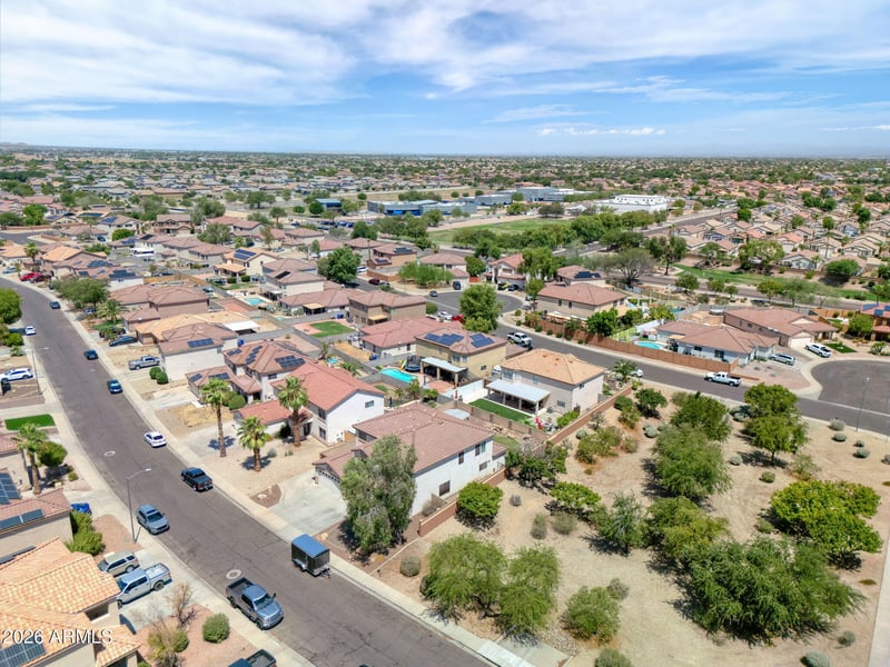 15546 W Gelding Dr, Surprise, AZ 85379