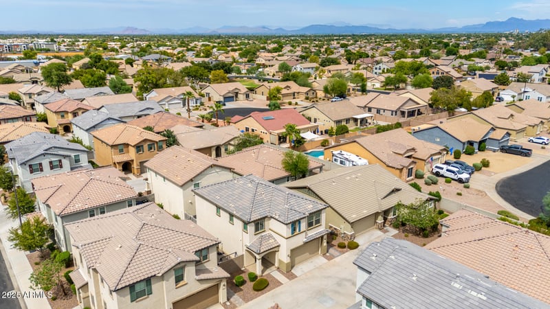 1555 Loren Ln, Gilbert, AZ 85296
