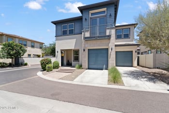 1555 Ocotillo Rd #16, Phoenix, AZ 85014