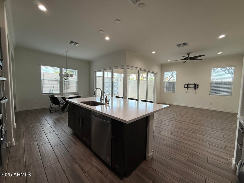 1555 Ocotillo Rd #20, Phoenix, AZ 85014