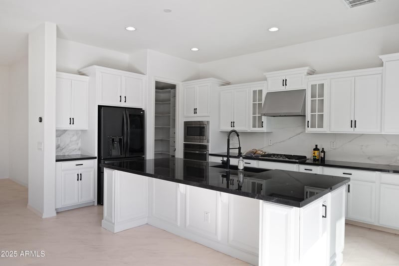 1555 Sea Fog Dr, Gilbert, AZ 85233