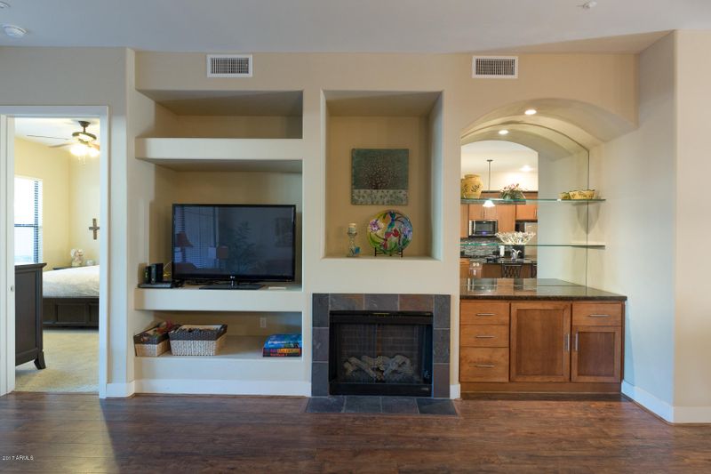 15550 S 5th Ave #104, Phoenix, AZ 85045