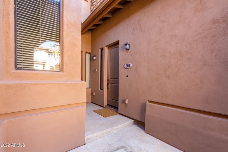 15550 S 5th Ave #201, Phoenix, AZ 85045