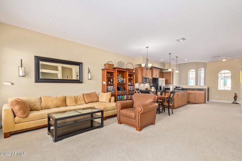 15550 S 5th Ave #201, Phoenix, AZ 85045