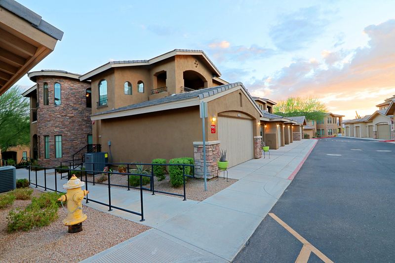 15550 S 5th Ave #212, Phoenix, AZ 85045